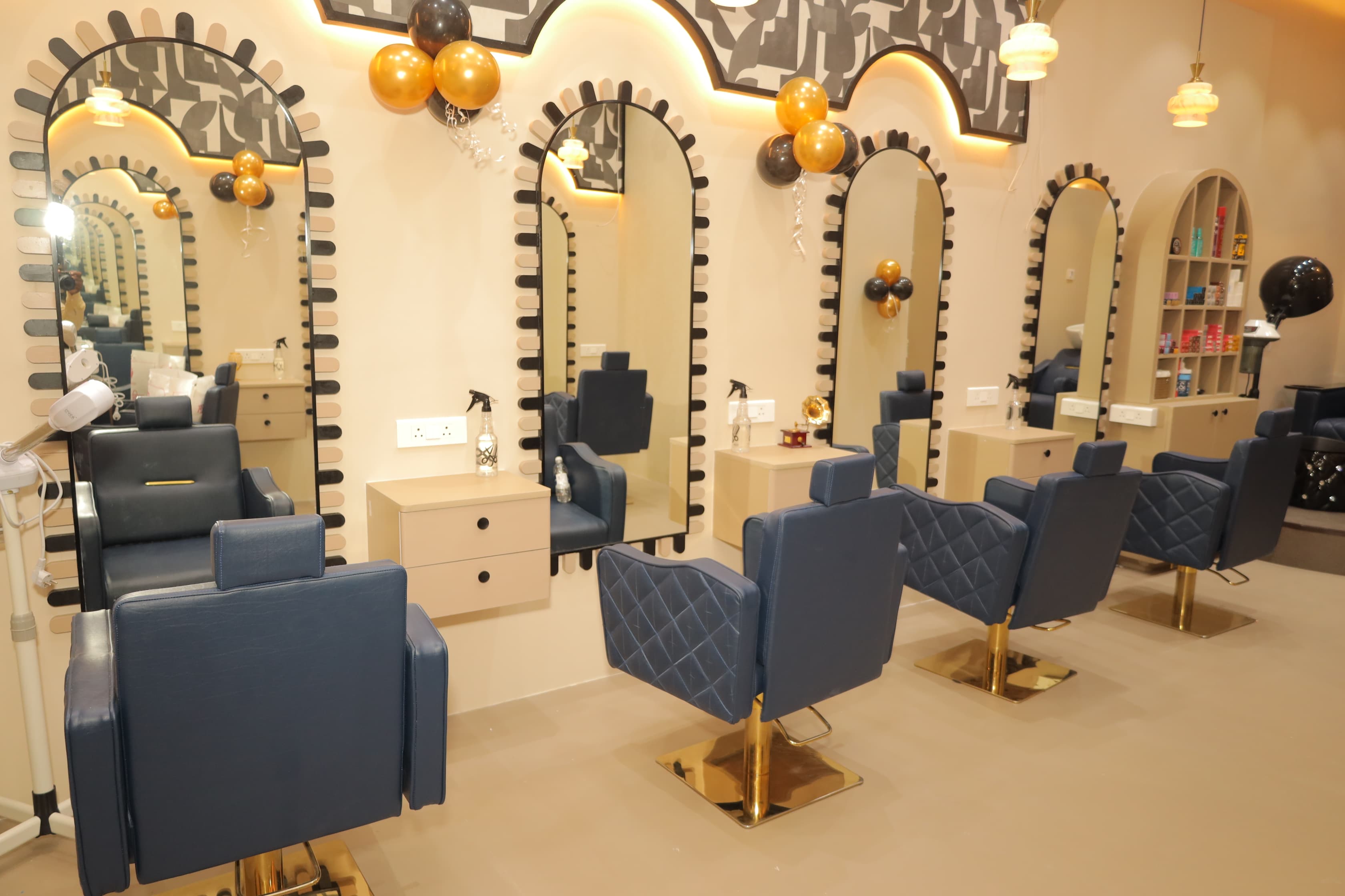 Modern Salon luxury interior