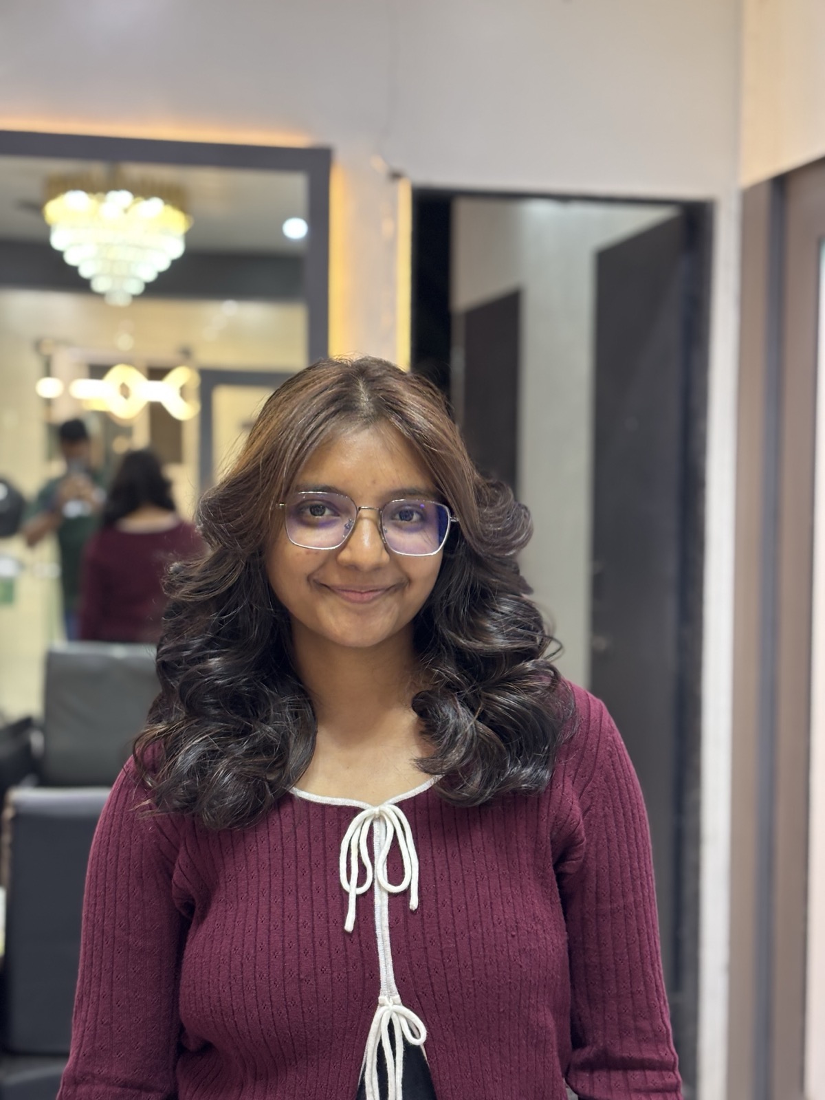 Modern hair styling - style 18