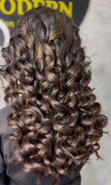 Modern hair styling - style 7